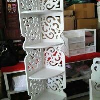 kệ góc sắt và kệ góc gỗ