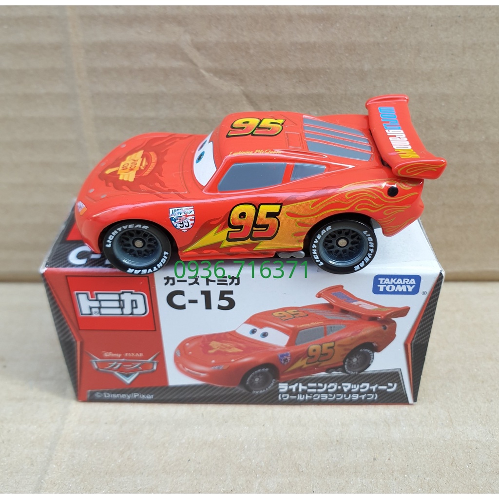 Mô hình xe đua Mcqueen tomica Nhật Bản có hộp