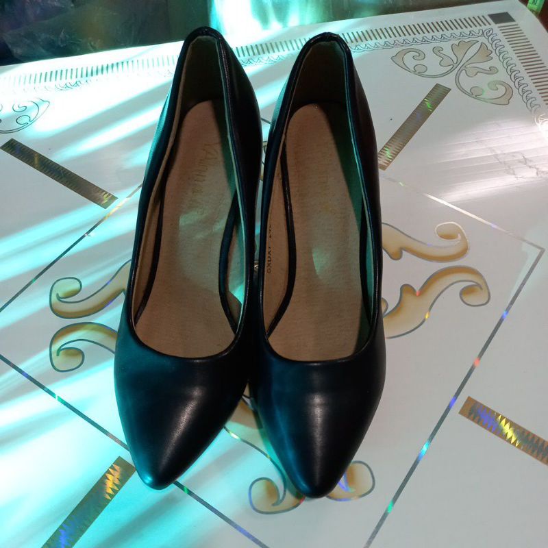 Giày nữ size 240