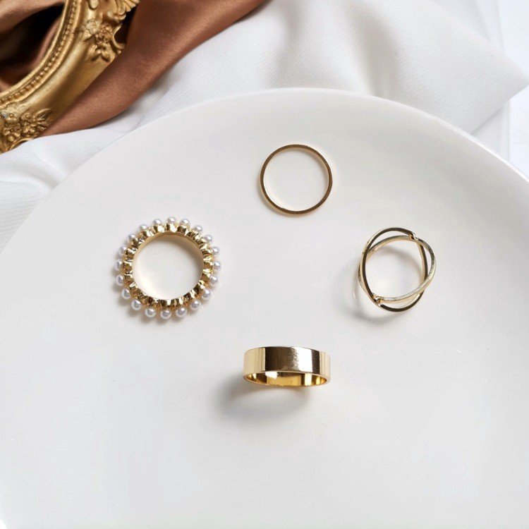 Bộ 4 Nhẫn Đính Ngọc Trai C53