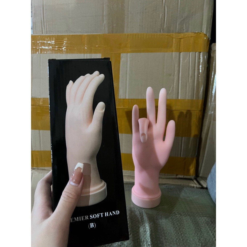 bàn tay giả silicon học làm nail giả nail  ( freeship )