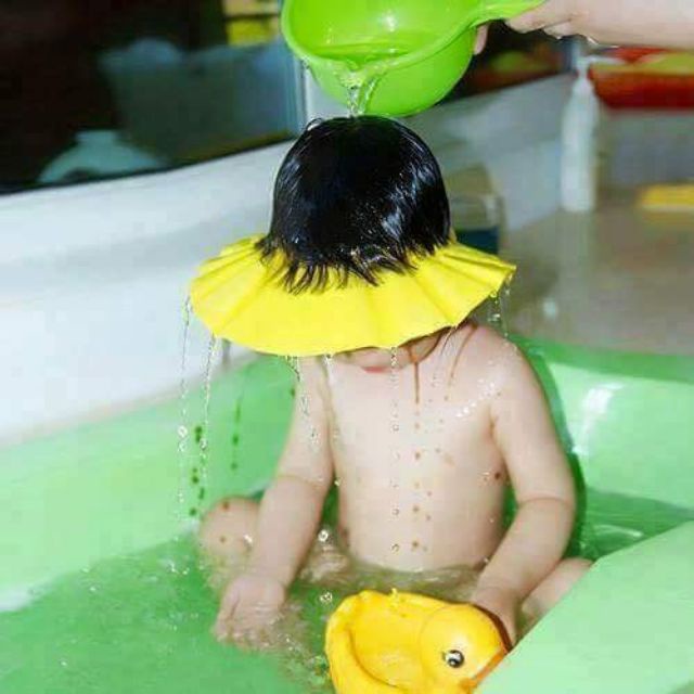 Mũ gội đầu cho bé, mũ tắm chắn nước có cúc tùy chỉnh có vành che tai cho bé