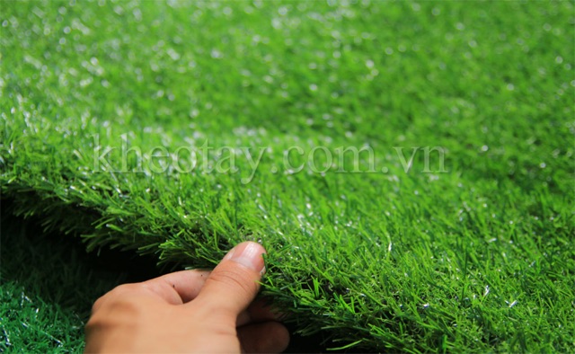 Thảm cỏ 2 phân đá bóng nhân tạo, thảm cỏ trải sân vườn cao 2cm