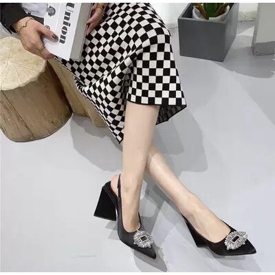 Sandal Cao Gót Nữ Đủ [ 5p 7p 9p ] Bít Mũi Hoa Đá Xoàn Cực Sang Hàng Cao Cấp Lên Chân Tôn Dáng - Chị Chảnh Store