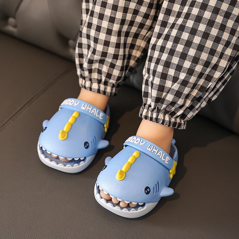 Dép Đi Trong Nhà Tắm Chống Trượt Hình Cá Mập Dễ Thương Cho Bé Pine217