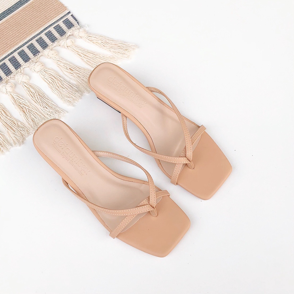 Guốc Xỏ Ngón Detaunisex Gót Vuông Quai Ba Dây Nhỏ Phong Cách Hàn Quốc Mã G501