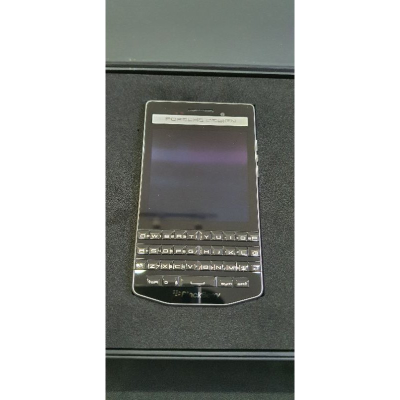 Điện thoại BlackBerry Porsche Design P9983 New