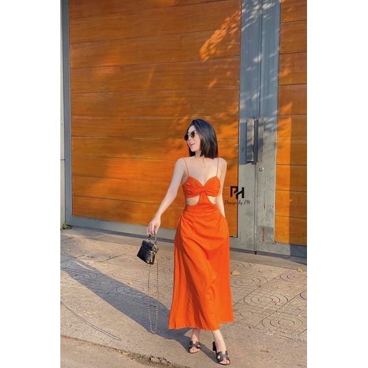 Váy 2s xoắn ngực cut out | BigBuy360 - bigbuy360.vn