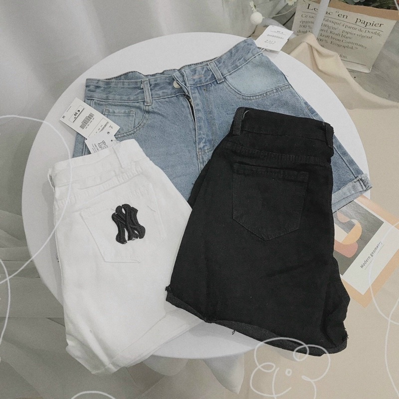QUẦN SHORT JEASN THÊU