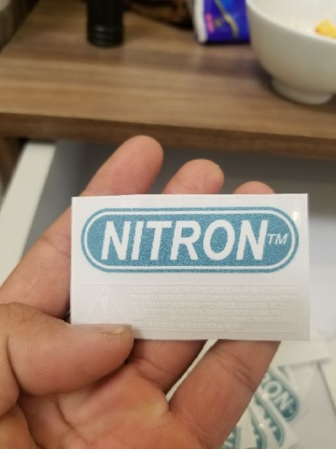 Tem nitron in uv trong suốt