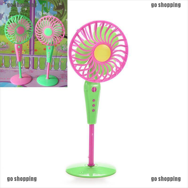 {go shopping}1 X Mini Fan Toys for Barbies Kids Dollhouse Furniture Accessories Color Random