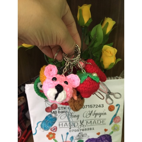 Móc khoá bằng len