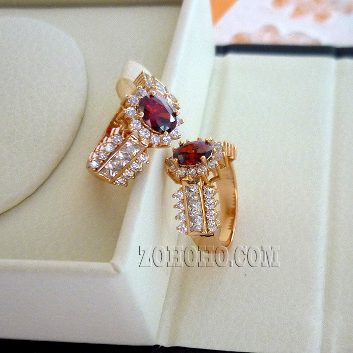 Nhẫn mặt đá kiểu mái nhà