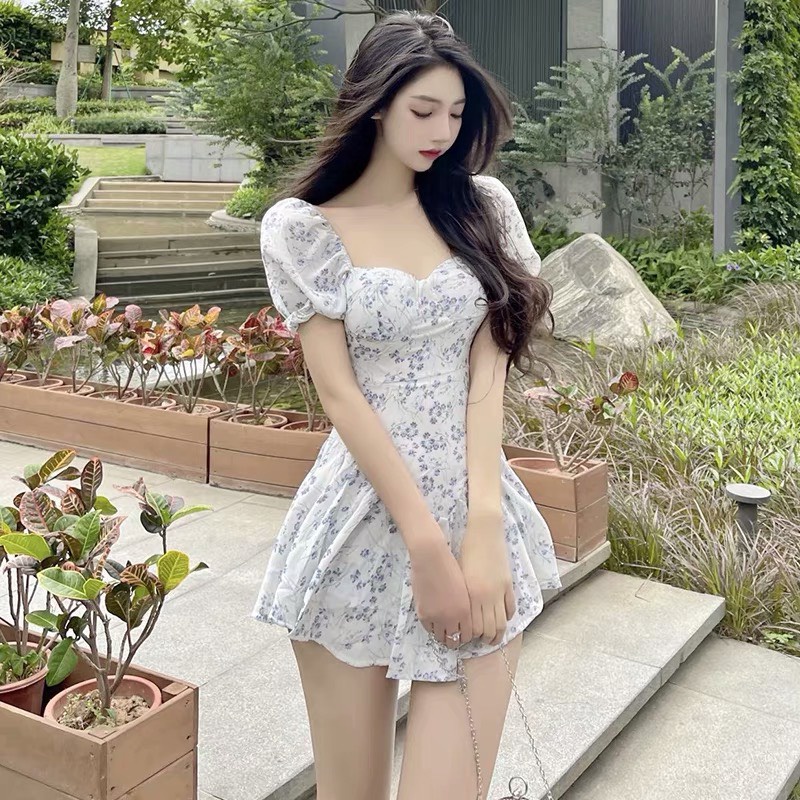 Váy Hoa Nhí Trắng Xanh Tay Phồng Xòe Đầm Ngắn Vải Co Dãn Trễ Vai Có Mút Ngực Hàng Quảng Châu Loại 1