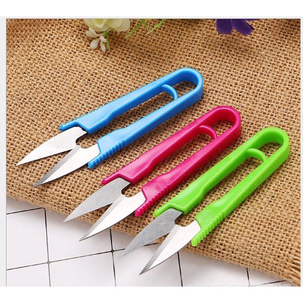 KÉO BẤM CHỈ CÁN NHỰA