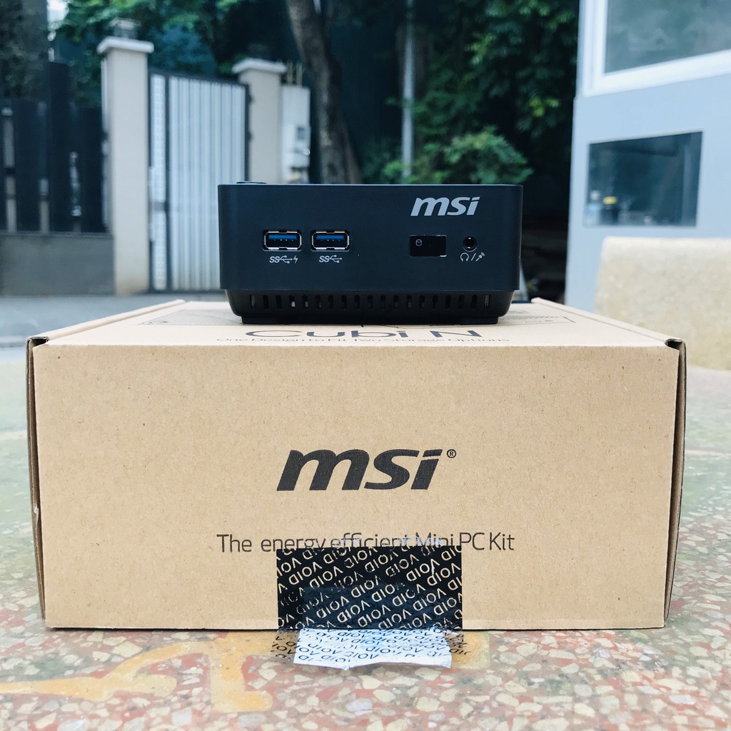 MSI CUBI N CE N4000 – Máy tính để bàn Mini Black 8GB DDR4 2400MHz/IntelGemini LakeCeleron N4000