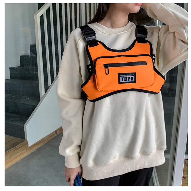 Túi đeo trước ngực unisex cho nam, nữ phong cách hip hop cá tính | BigBuy360 - bigbuy360.vn