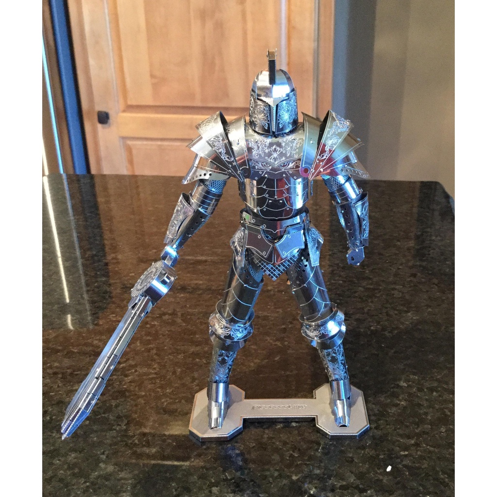 Mô Hình 3D Kim Loại Áo Giáp Kỵ Sĩ Bóng Đêm