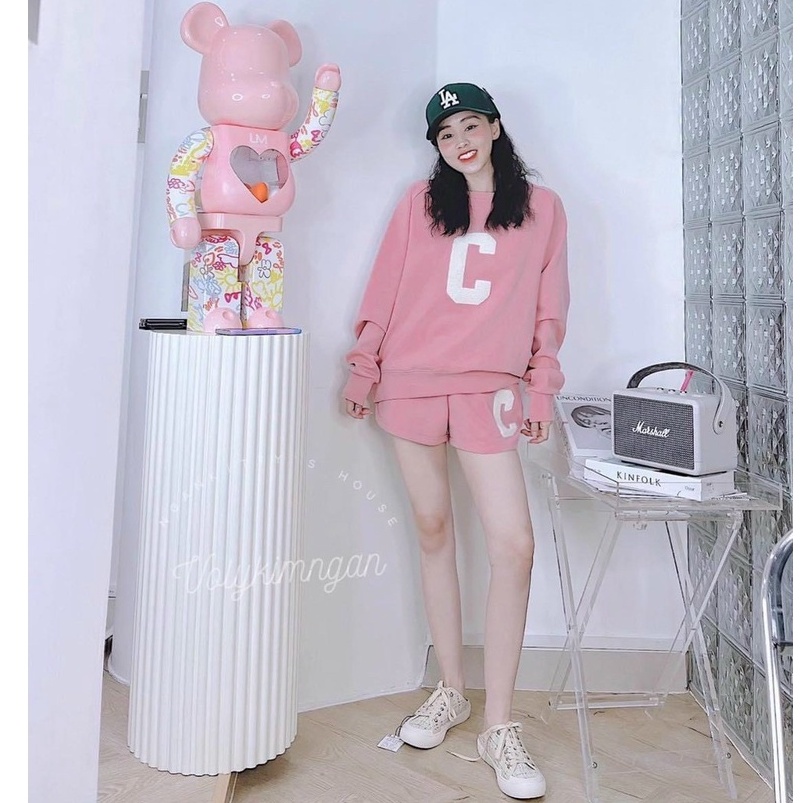 Sét bộ nỉ thun phối áo tay cổ tròn in chữ c dài kèm quần đùi ngắn chất liệu vải mềm,mịn,dày mẫu y hình