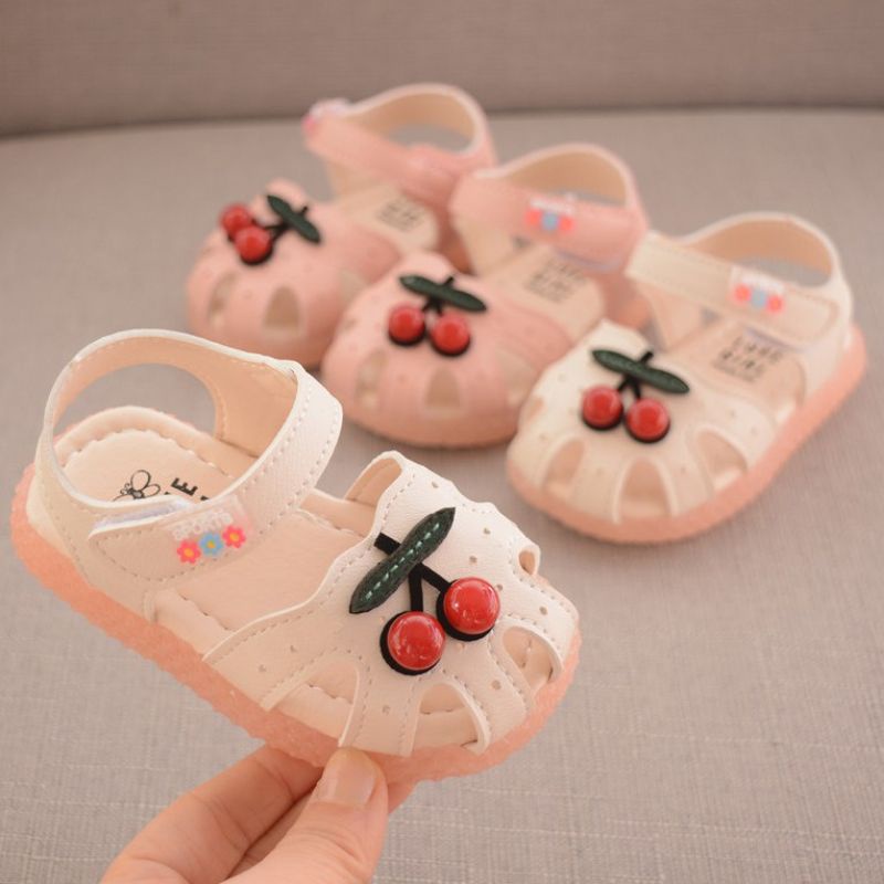 Sandal Bé Gái Chống Trơn Chống Vấp Hình Quả Cherry Đáng Yêu