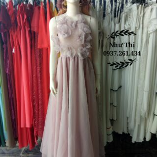 Dạ hội xốp cổ yếm váy xòe