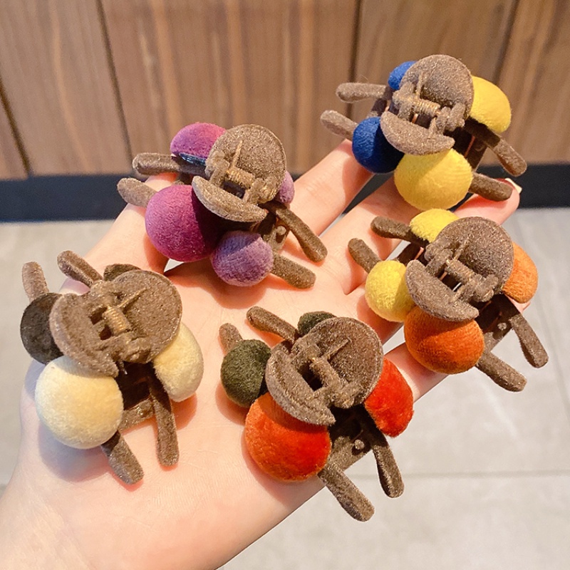 Kẹp tóc lông cừu hình cá mập dễ thương phong cách Hàn quốc