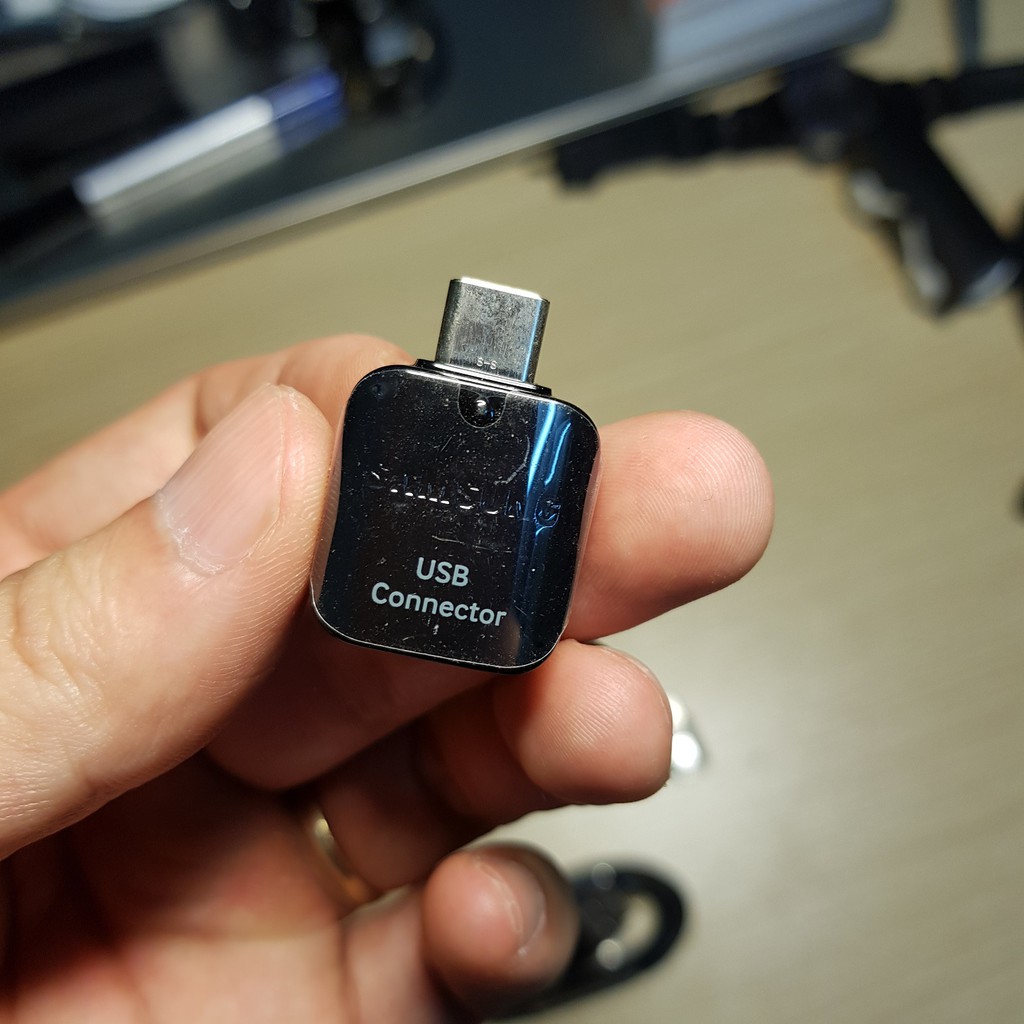 Combo phụ kiện theo máy s8.s8plus,note8 chuẩn zin