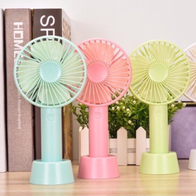 Quạt tích điện cầm tay 3 tốc độ gió