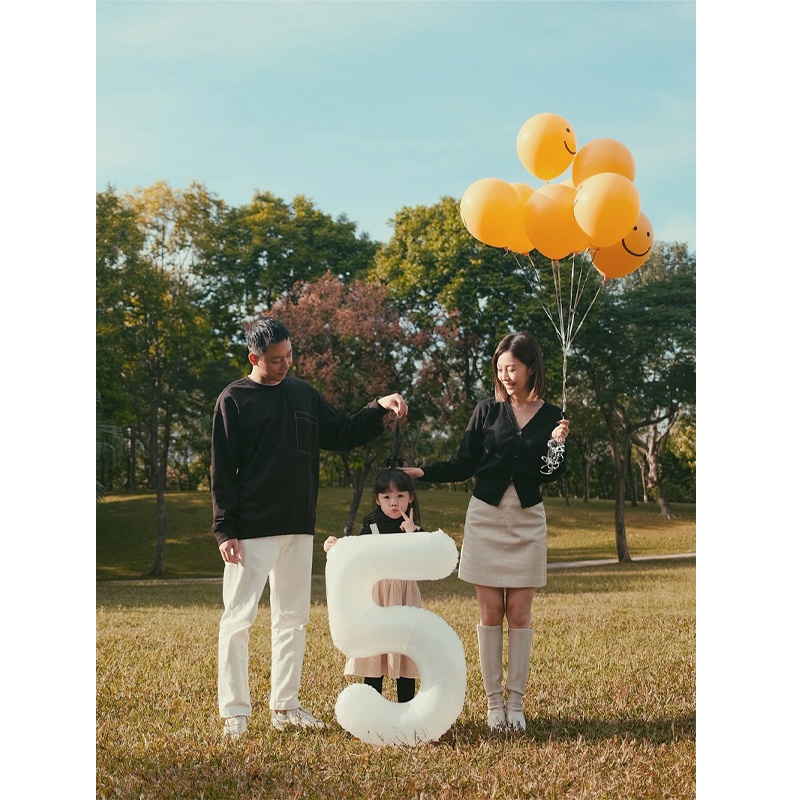 Bóng Số Trắng Đen Trang Trí Sinh Nhật