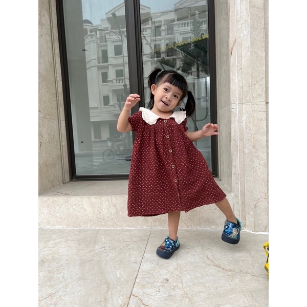 Đầm hoa đỏ chất liệu xô musilin cho bé gái 8-24kg
