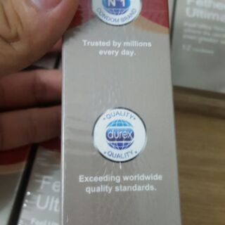 Bao Cao Su SIÊU MỎNG Durex Fetherlite Ultima - 12 cái