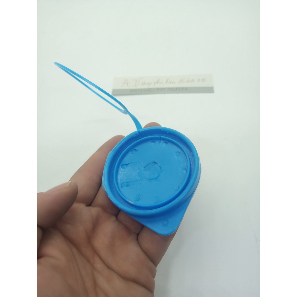 Nắp Đậy Bình Nước Rửa Kính Chắn Gió Xe Hơi kích thước 15.2*6.2cm/5.98*2.44&quot;
