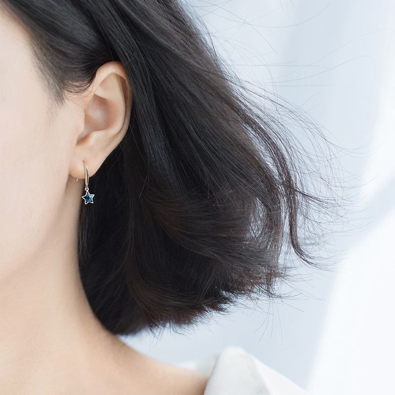 Khuyên tai bạc 925 sao xanh lung linh dạng móc Dế Bạc - K5346