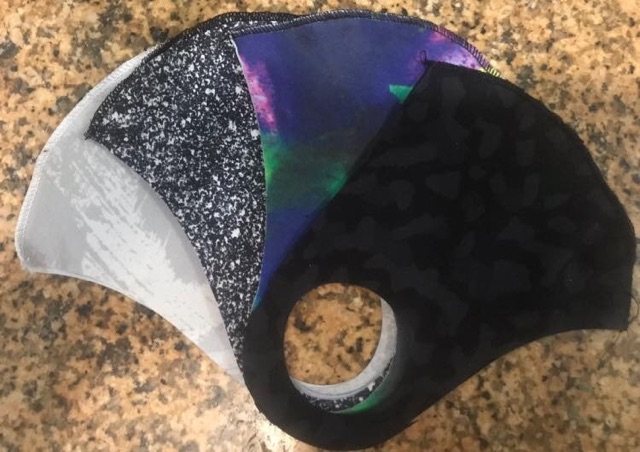 Combo 10 khẩu trang vải su màu ngẫu nhiên | BigBuy360 - bigbuy360.vn