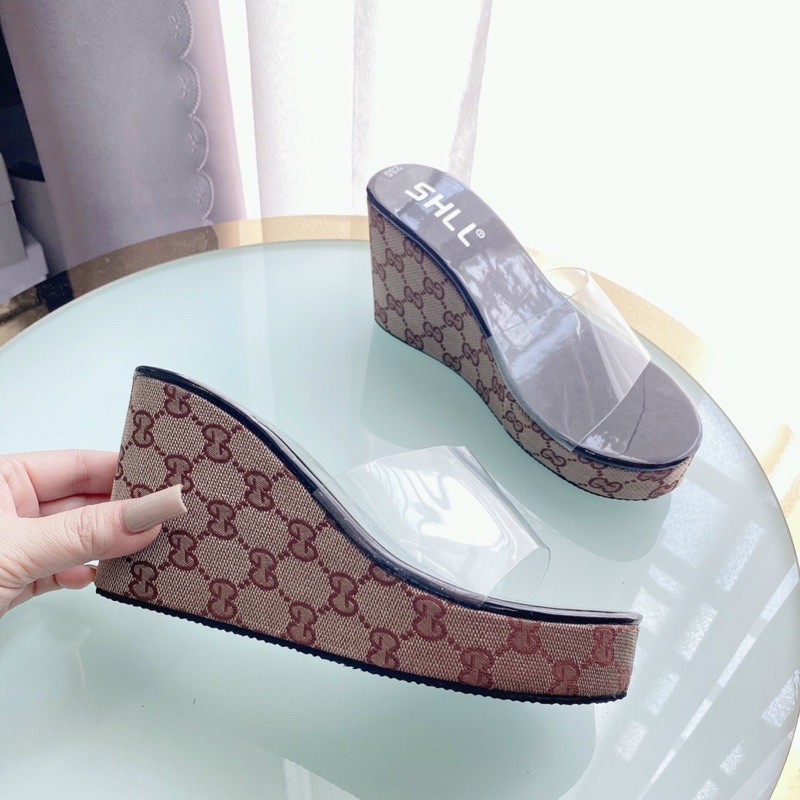 DÉP XUỒNG QUAI MICA TRONG