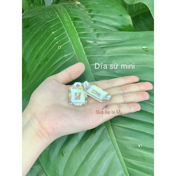 Dĩa sứ mini cho nhà búp bê, đồ chơi mini xinh xắn giá rẻ trang trí nhà búp bê.
