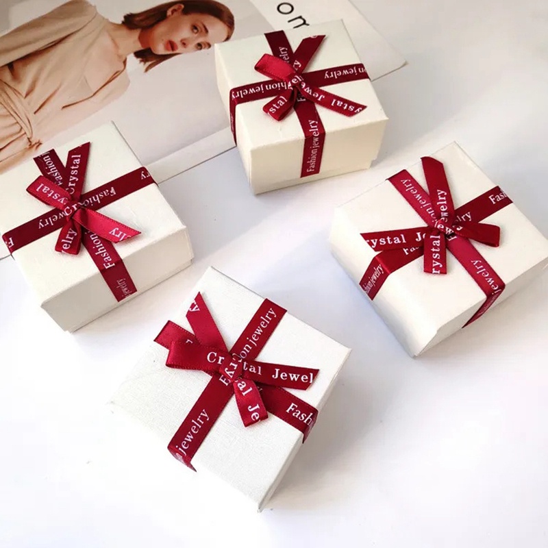 Hộp Đựng Nhẫn Sinh Nhật Thiết Kế Đơn Giản Xinh Xắn Cho Bạn Gái