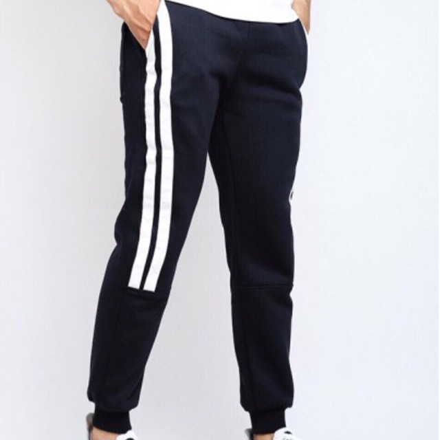 Quần jogger  sọc