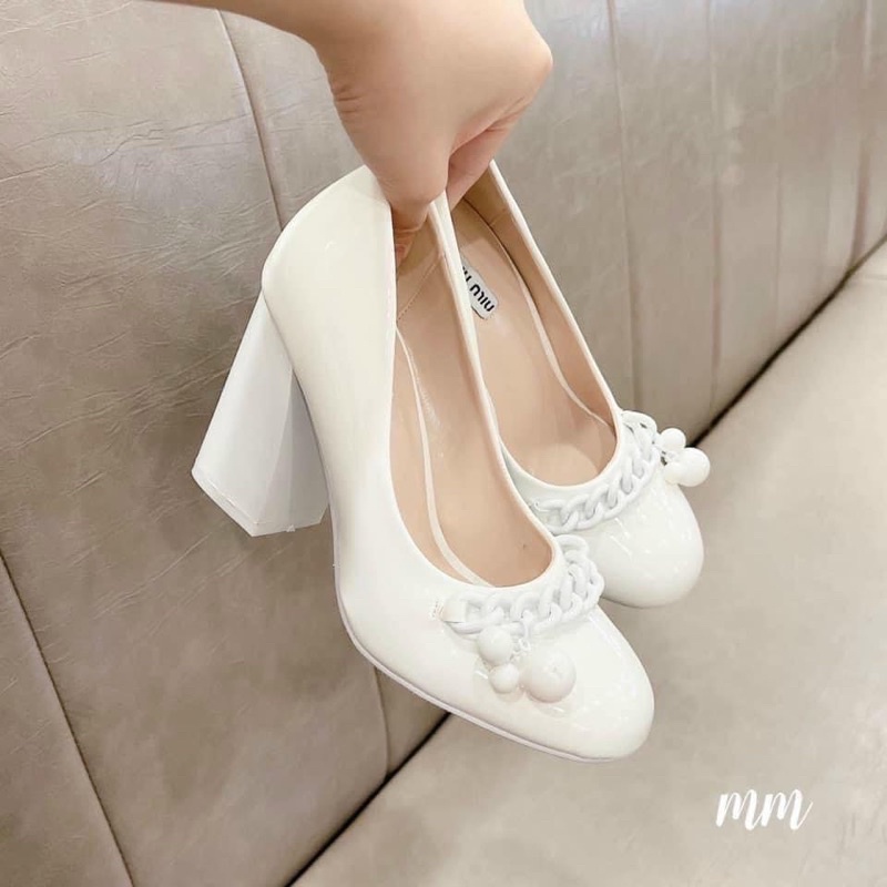giày cao gót trụ vuông miu miu xích mũi tròn fullbox