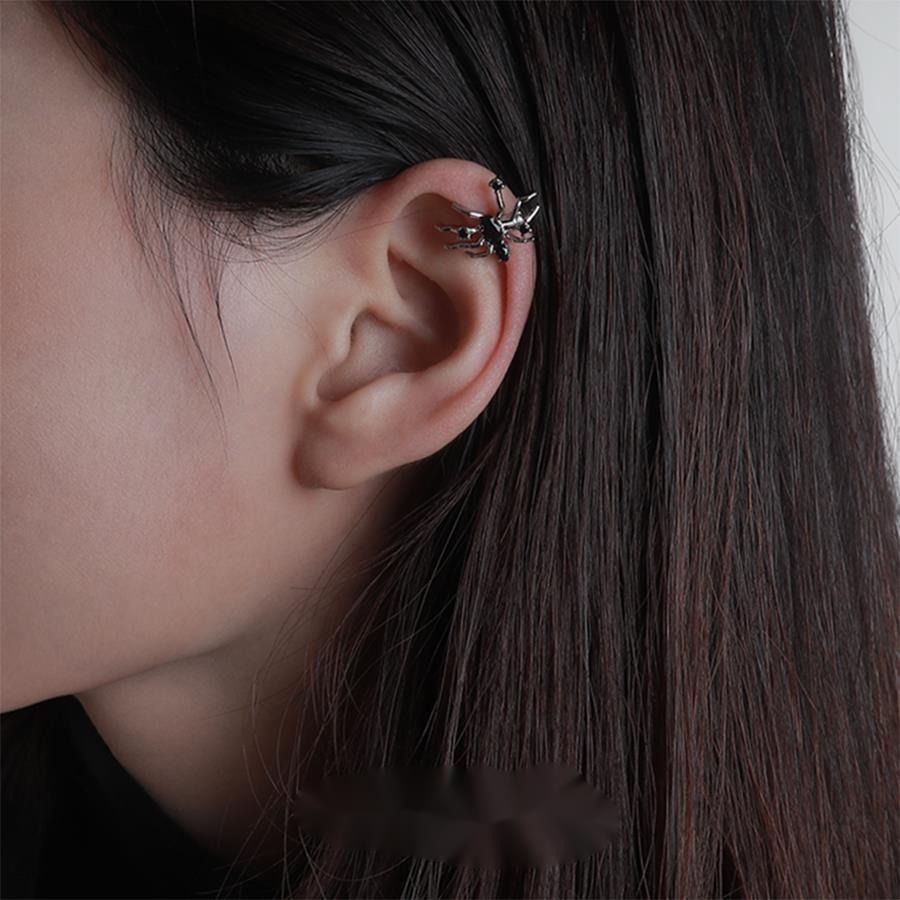 Khuyên Kẹp Vành Tai Hình Nhện Đính Đá Màu Đen Phong Cách hip hop Đường Phố