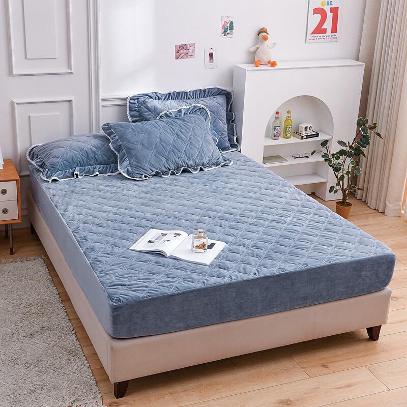 THẢM BỌC ĐỆM TRẦN HOA 4 CÁNH TẶNG KÈM 2 VỎ GỐI BÈO CÙNG MÀU