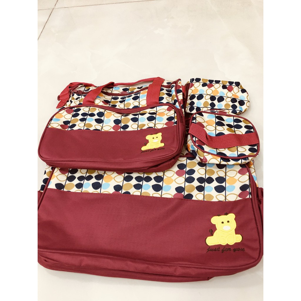 Bộ túi xách đa năng 4 món dùng để đựng đồ cho mẹ và bé màu ngẫu nhiên