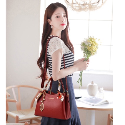 Túi Xách Đeo Vai QiDong Màu Đỏ Thời Trang Sang Trọng Cho Nữ