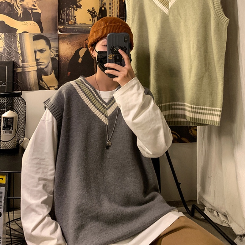 Áo len sát nách cổ chữ V thời trang dành cho cả nam và nữ | BigBuy360 - bigbuy360.vn