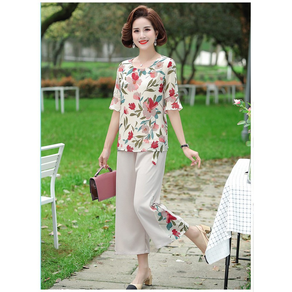 Bộ đồ hè cho mẹ 2020