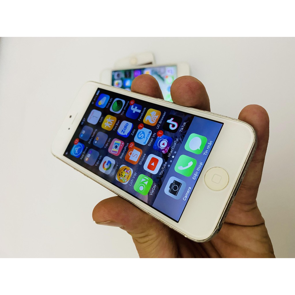 {𝐂𝐇𝐈́𝐍𝐇 𝐇𝐀̃𝐍𝐆 𝐀𝐏𝐏𝐋𝐄} Điện Thoại iphone 5 16GB Quốc Tế. Chơi game, lướt web.Bảo hành đổi mới,nhanh chóng