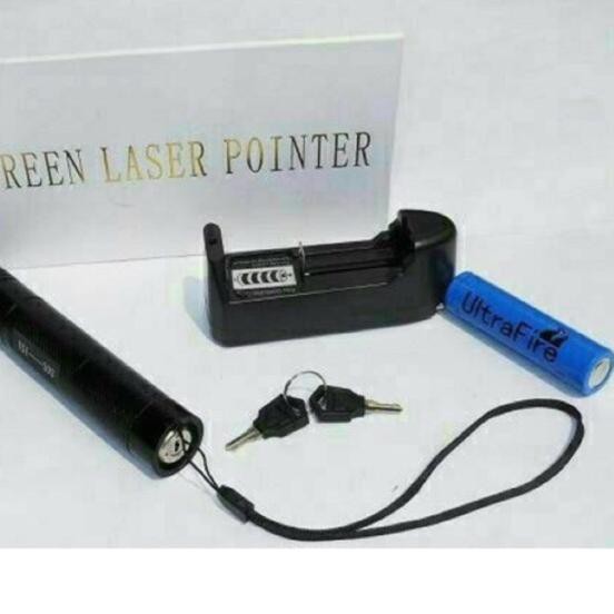 Bút Chiếu Laser Xanh Lá 303