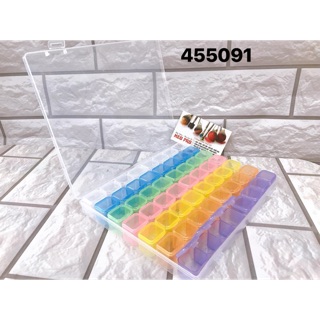 Khay nhựa 56 ô đựng đá đính móng tay chân mã 455091