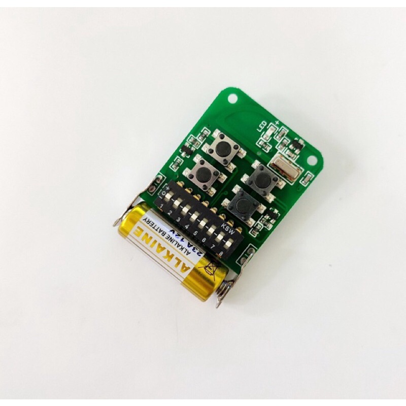 Remote cửa cuốn 8 mã gạt tần số 433mhz chống nước , dễ dàng sao chép