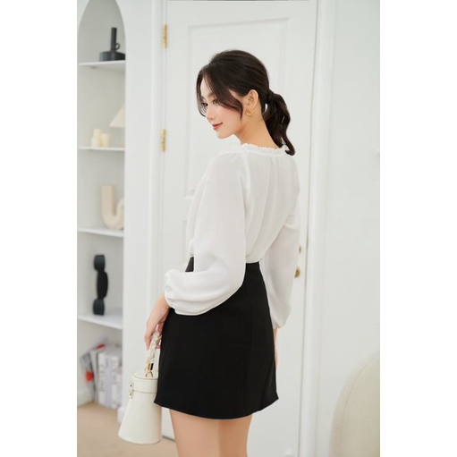 OLV - Áo Milky V Blouse